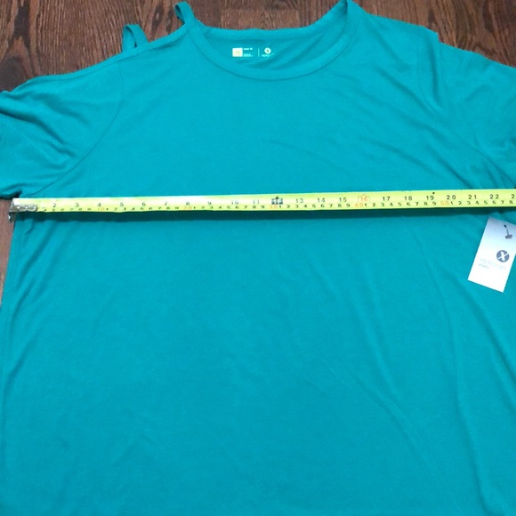 Xersion Open Shoulder Scoop Neck Tee - Tall - Picture 4 of 7